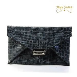 Raven Kauffman Couture Gray Embossed Leather Envelope Clutch🖤🤍🖤